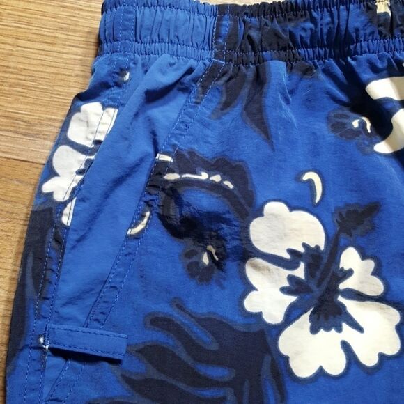 St John's Bay swim trunks - Picture 2 of 4